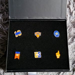 KITH NY KNICKS PIN SET